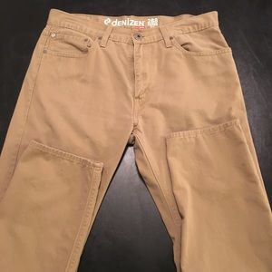 Denizen Taper Fit Khaki Pants By Levi’s Size 34X30